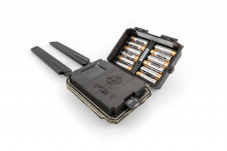 Fotopasca OXE PANTHER 4G + 32 GB SD karta, 12 ks batérií ZDARMA!